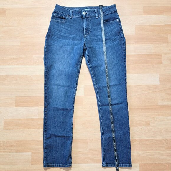 Rider's by Lee Women's Midrise Skinny Curvy Fit Jeans | Size: 10P - Picture 3 of 14